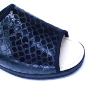 Daniela Vega 1432L Manchester