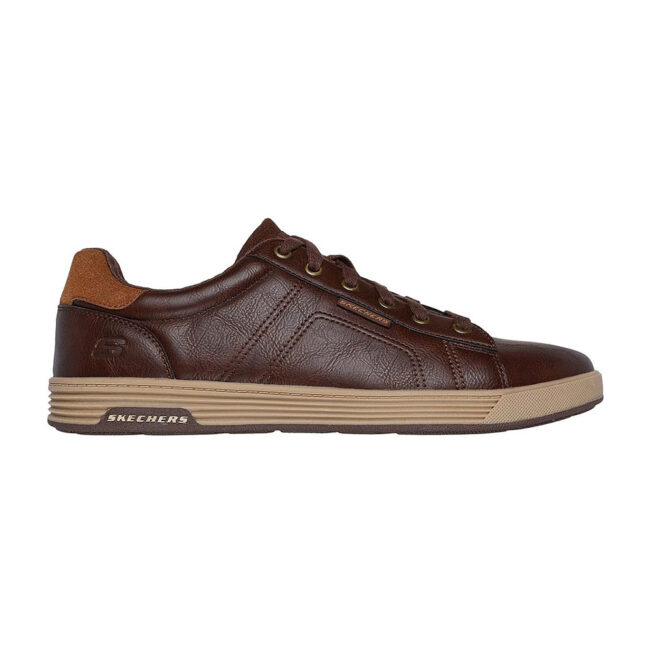 Zapatos casual para hombre Skechers Cavell Hensley en color chocolate, diseñados con materiales sintéticos de alta calidad y plantilla Skechers Air Cooled Memory Foam®. Perfectos para un look casual con comodidad duradera.