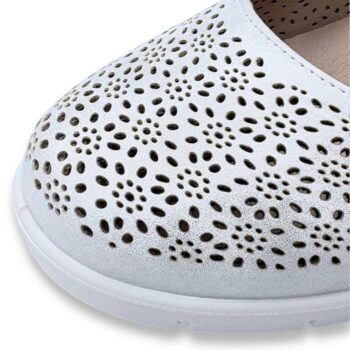 IMG 8880 - ZAPATO MUJER MYSOFT 25M208 | SALÓN CON CUÑA, DISEÑO TROQUELADO Y CIERRE DE VELCRO IMG 8880 - ZAPATO MUJER MYSOFT 25M208 | SALÓN CON CUÑA, DISEÑO TROQUELADO Y CIERRE DE VELCRO