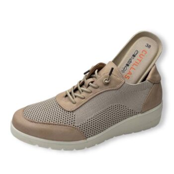 IMG 2446 - DEPORTIVO MUJER DOCTOR CUTILLAS 40101 | TRANSPIRABLE Y LIGERO CON VELCRO Y CUÑA Deportivo DOCTOR CUTILLAS 40101 en color platino con tejido transpirable, cierre con cordones y suela ergonómica. Ideal para caminar con total comodidad.