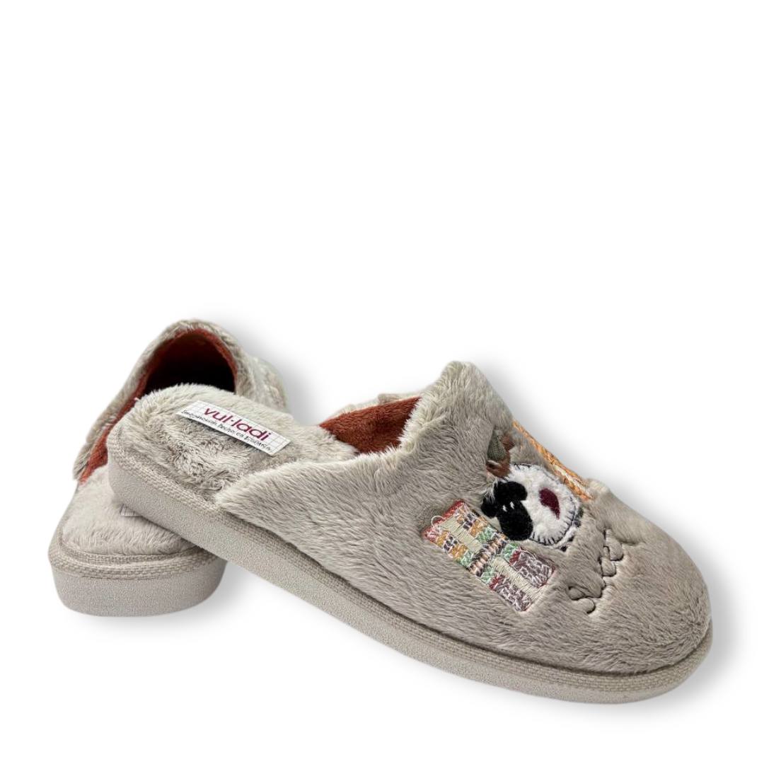 IMG 2334 - ZAPATILLAS DE CASA MUJER VUL-LADI 7074 | SUAVES Y CÁLIDAS CON DISEÑO BORDADO ZapatillasdeCasa_Mujer_VulLadi_Beige_7074-123