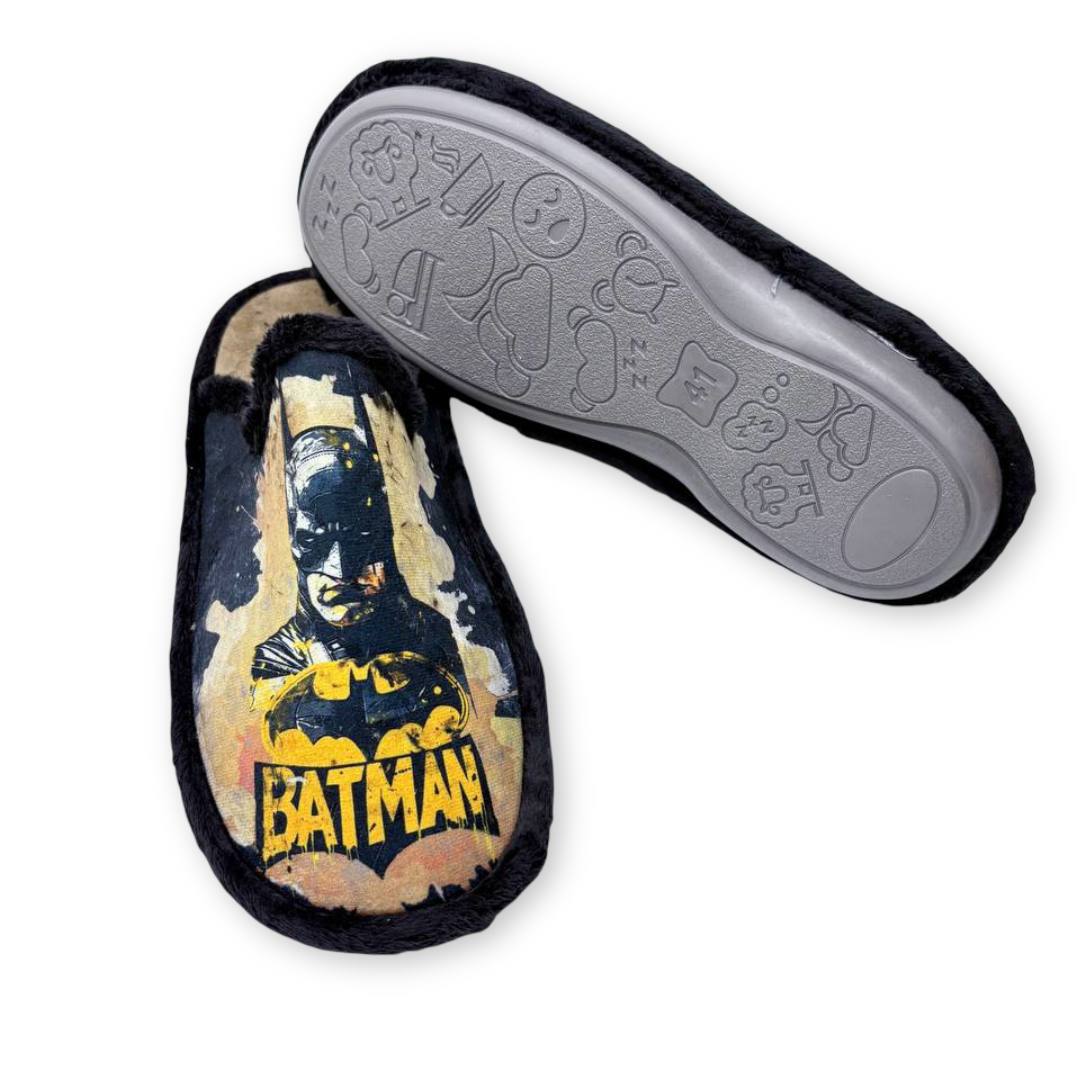 IMG 3662 - CHINELA HOMBRE CALZADOS ZEL’S 11311 BATMAN | SUELA ANTIDESLIZANTE Y TEJIDO SUAVE Chinela_Hombre_Zels_Negro_11311_61414