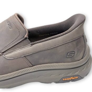 Skechers_H_205334_COC_MarronOscuro